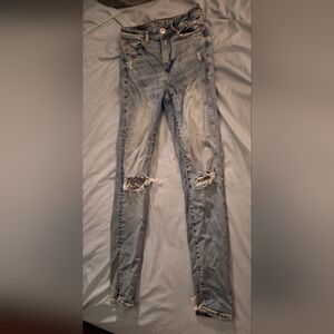American Eagle Distressed Light Wash Blue Jeans